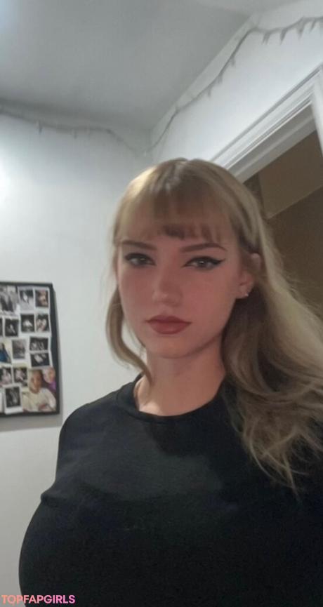 Mikahhlynn nude leaked OnlyFans photo #32