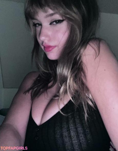 Mikahhlynn nude leaked OnlyFans photo #35