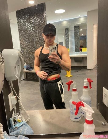 Kshredz nude leaked OnlyFans photo #2