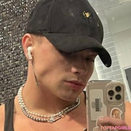 Kshredz nude leaked OnlyFans photo #20