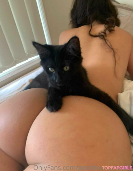 Goddessmaterial1 nude leaked OnlyFans photo #2