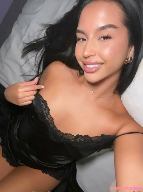Amandaclaire18 nude leaked OnlyFans photo #285