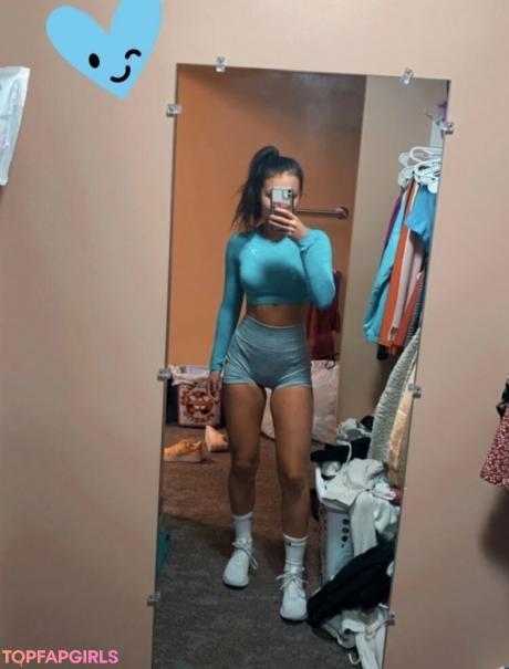 Amandaclaire18 nude leaked OnlyFans photo #32