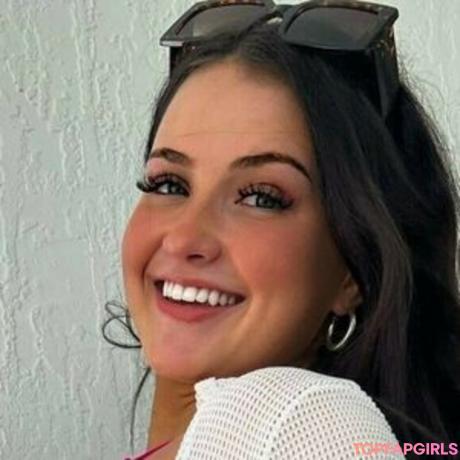 Amandaclaire18 nude leaked OnlyFans photo #9