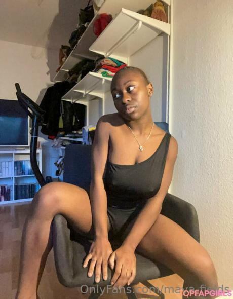 Maya-fields nude leaked OnlyFans photo #4