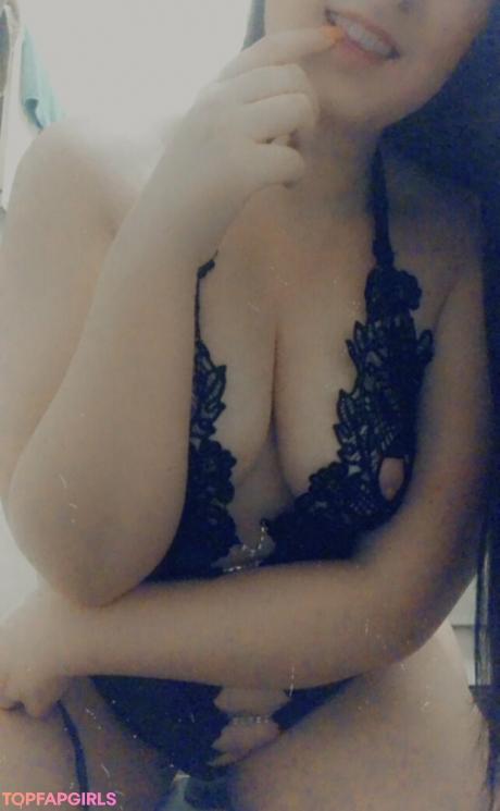 Babyminx692 nude leaked OnlyFans photo #9