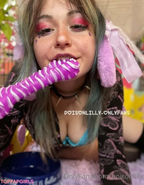 Poisonlilly nude leaked OnlyFans photo #14