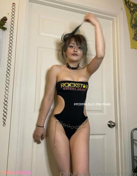 Poisonlilly nude leaked OnlyFans photo #56