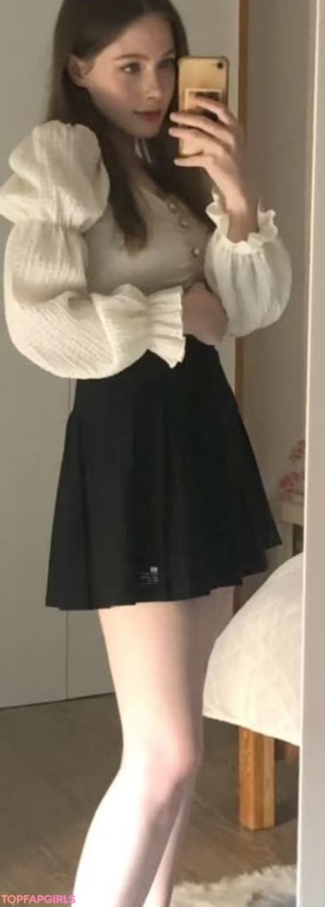 Pommys nude leaked OnlyFans photo #3