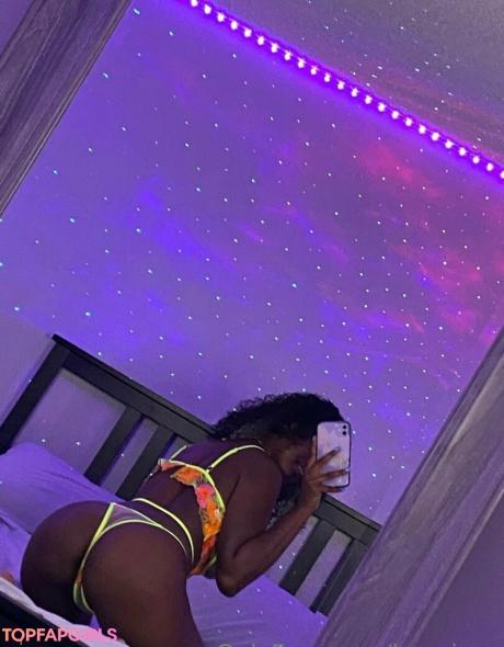 Luna.ioxo nude leaked OnlyFans photo #10