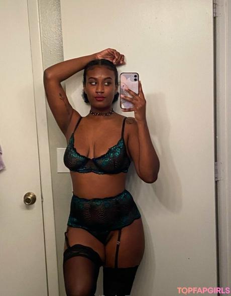 Luna.ioxo nude leaked OnlyFans photo #11