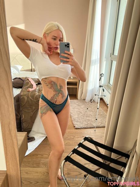 Ema nude leaked OnlyFans photo #17