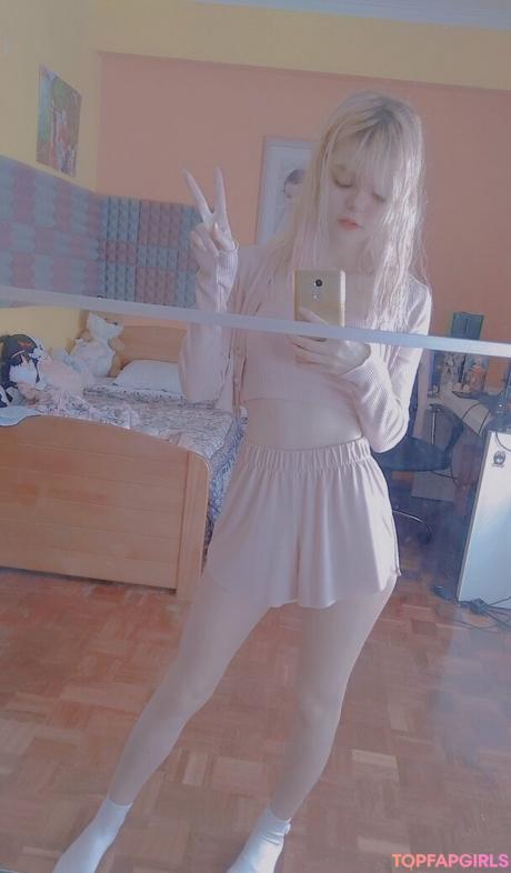 Mariikawa nude leaked OnlyFans photo #8