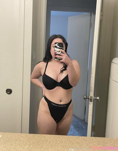 Ismelolamarie nude leaked OnlyFans photo #30