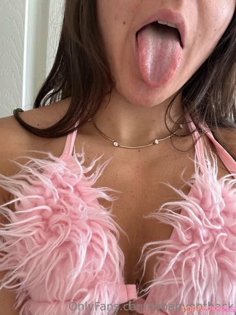 Larissa nude leaked OnlyFans photo #17