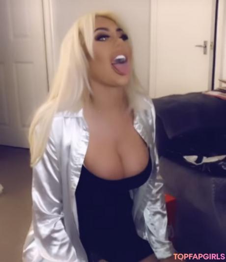 Chloe nude leaked OnlyFans photo #18