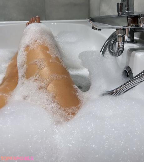 Chloe nude leaked OnlyFans photo #23