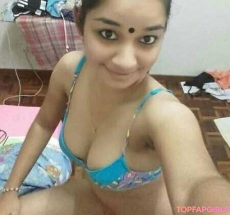 Indian nude leaked OnlyFans photo #1