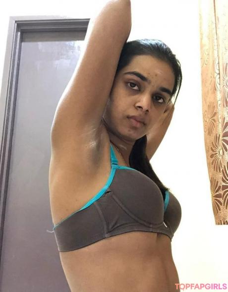 Indian nude leaked OnlyFans photo #101