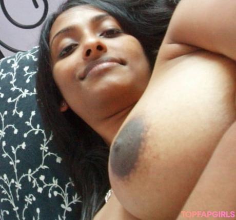 Indian nude leaked OnlyFans photo #13