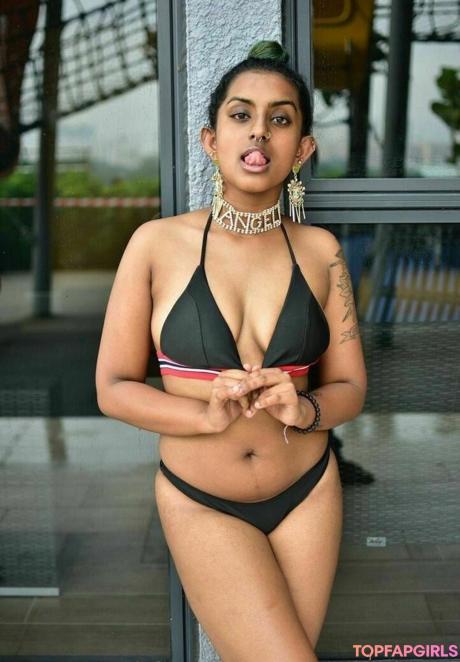 Indian nude leaked OnlyFans photo #200