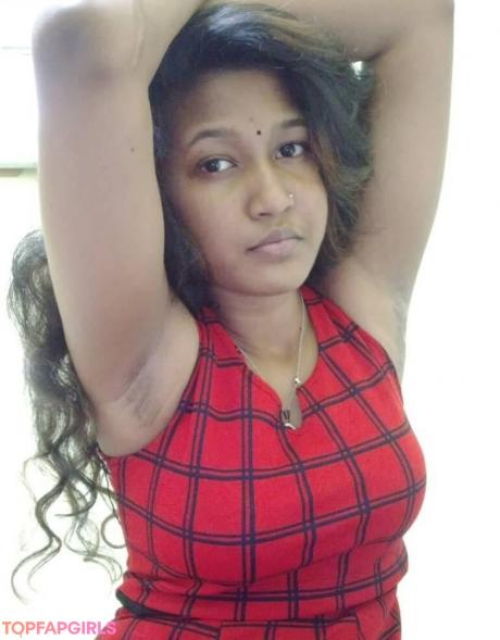 Indian nude leaked OnlyFans photo #30