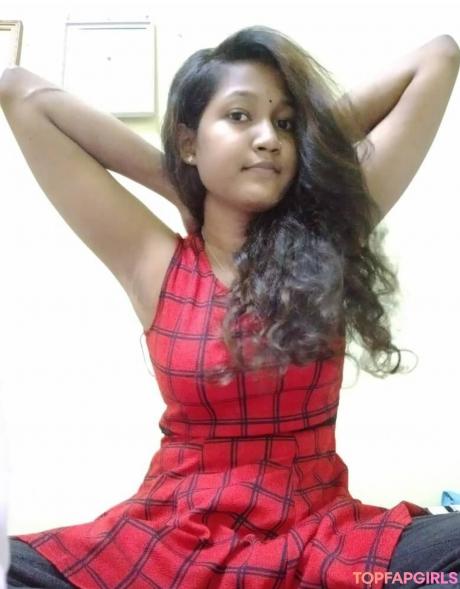 Indian nude leaked OnlyFans photo #59