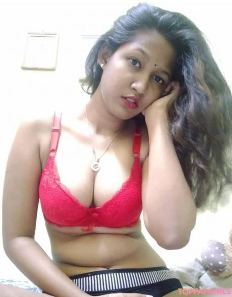 Indian nude leaked OnlyFans photo #60