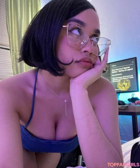 Itsqueennovaa nude leaked OnlyFans photo #23
