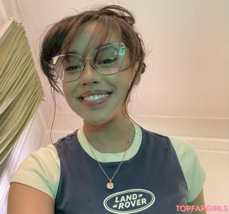 Itsqueennovaa nude leaked OnlyFans photo #44