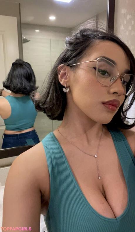 Itsqueennovaa nude leaked OnlyFans photo #64