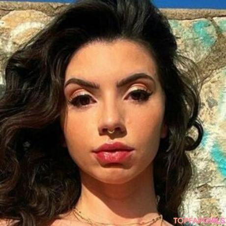 Reyna nude leaked OnlyFans photo #7