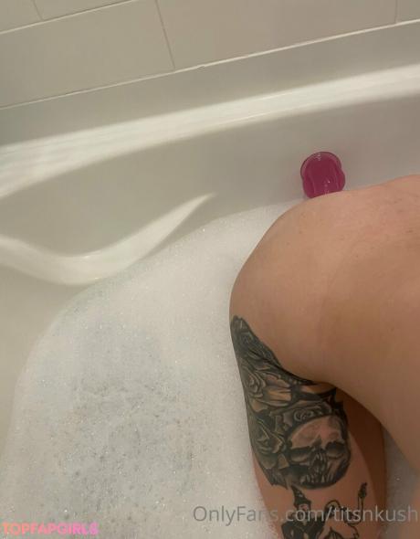 TitsNkush nude leaked OnlyFans photo #21