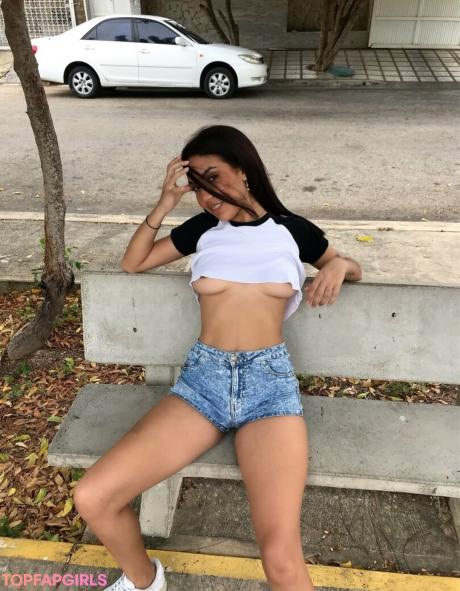 Shantal nude leaked OnlyFans photo #4