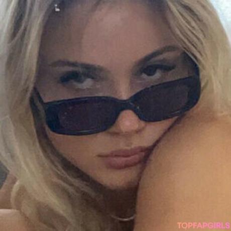 Magdalena nude leaked OnlyFans photo #6
