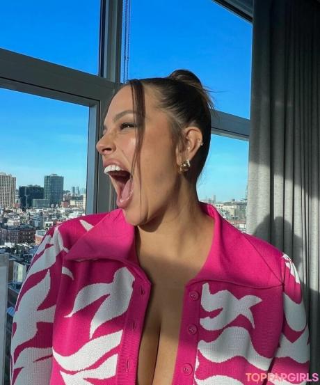Ashley nude leaked OnlyFans photo #116