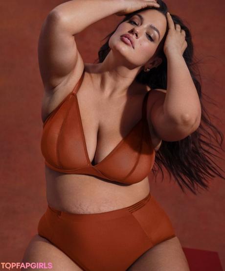Ashley nude leaked OnlyFans photo #38