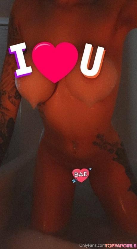 Woahnatty nude leaked OnlyFans photo #161