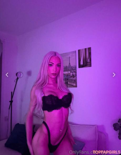 Georgina nude leaked OnlyFans photo #2