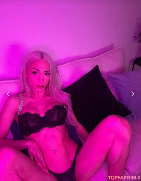 Georgina nude leaked OnlyFans photo #4