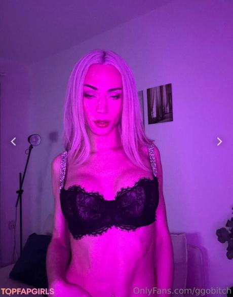 Georgina nude leaked OnlyFans photo #6