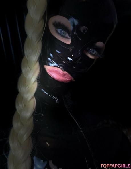 Latexkittyxxx nude leaked OnlyFans photo #112