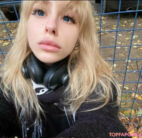 Henntaiii_queen nude leaked OnlyFans photo #7