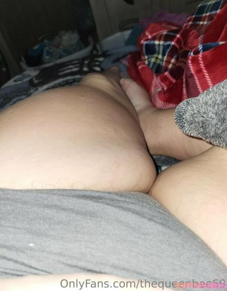 Thequeenbee69 nude leaked OnlyFans photo #28