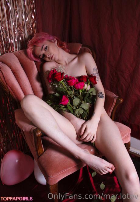 Mar.lotov nude leaked OnlyFans photo #16