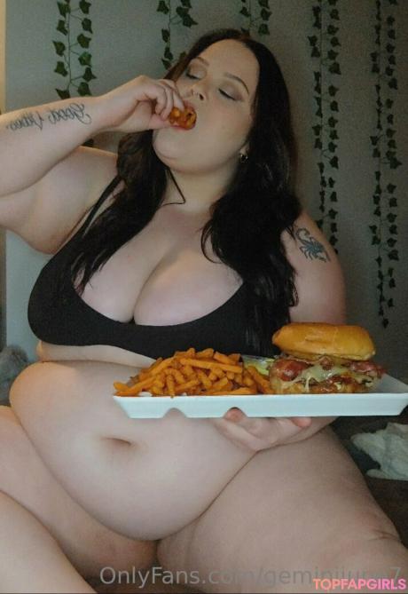 Geminijune7 nude leaked OnlyFans photo #14