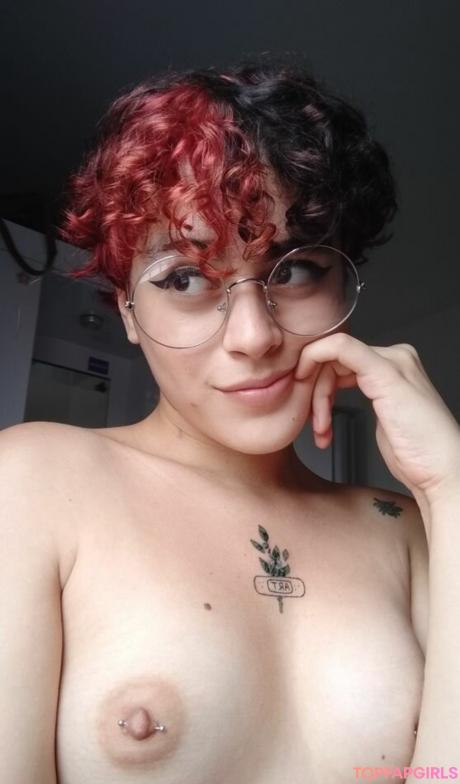 Ariane nude leaked OnlyFans photo #6