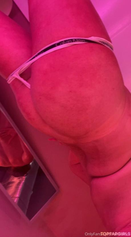 Madixmcc nude leaked OnlyFans photo #34