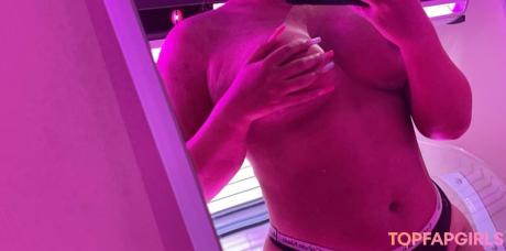 Madixmcc nude leaked OnlyFans photo #35