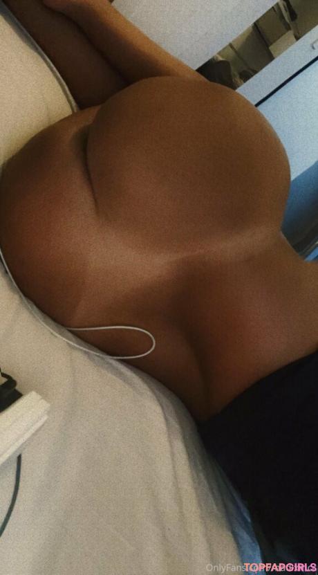 Madixmcc nude leaked OnlyFans photo #47